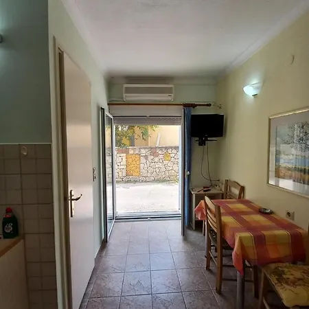 Comfort Studio Apartment *